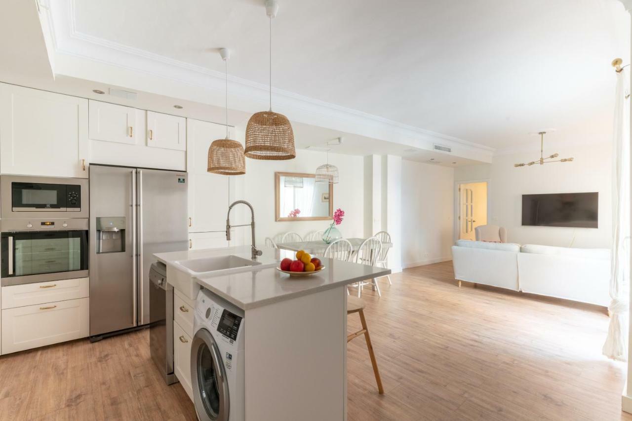 Unique Homes Las Setas, Plaza De San Pedro 6 Pax Sevilla Eksteriør bilde